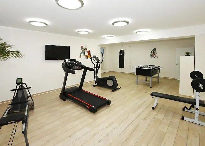 Bernstein Mare Luxor 02